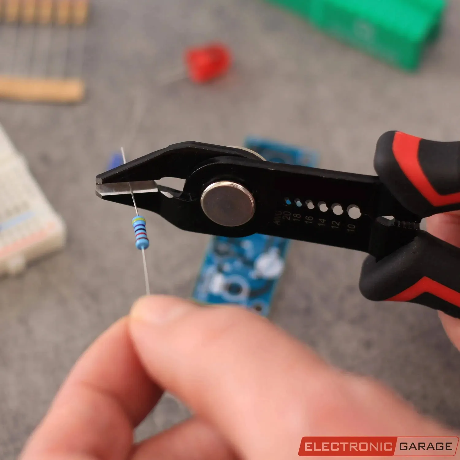 Electronic Garage skævbider 14mm med afisolering 0,75-6mm²