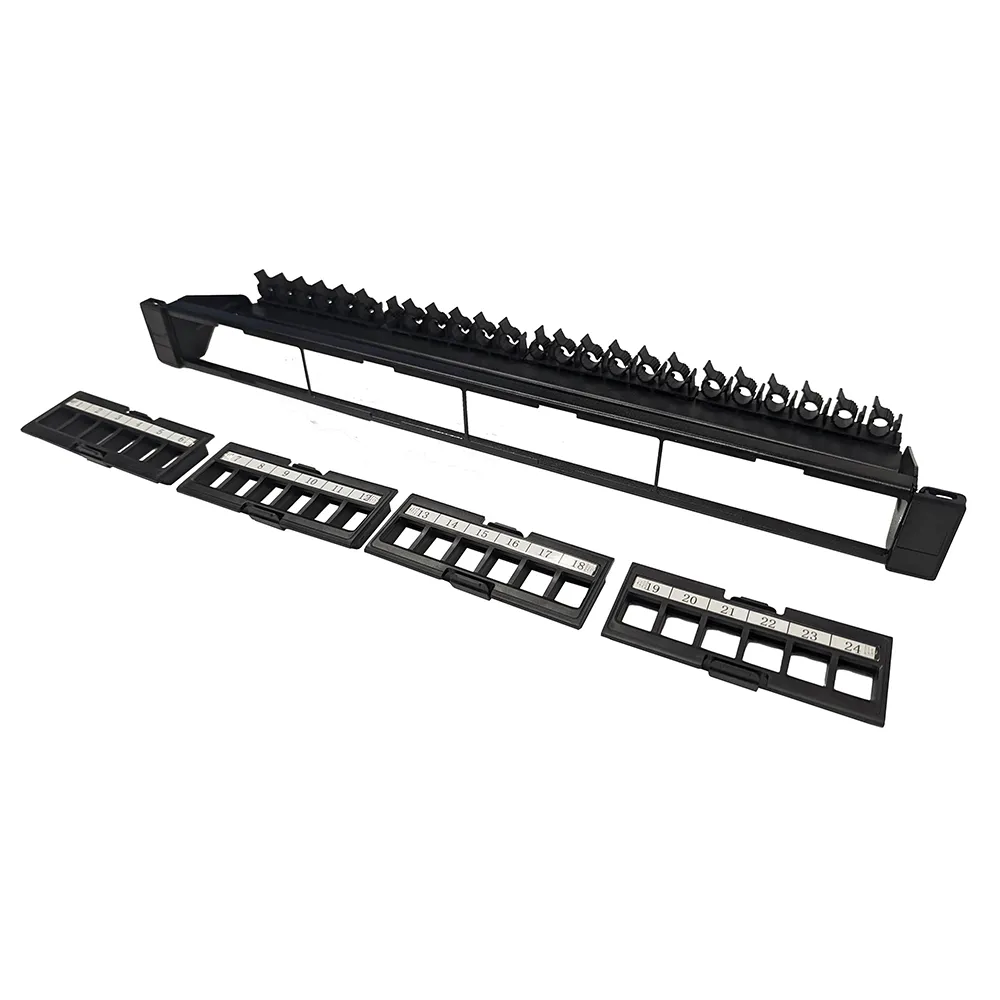 Simply45 PROSeries patchpanel 24-port tomt 1U sort