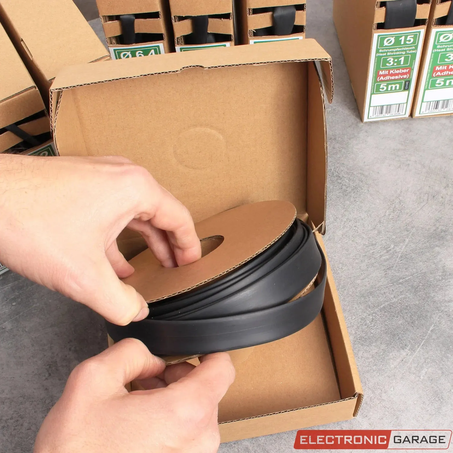 Electronic Garage EG 23CA176 krympeslange sort 6,4mm 5m med lim